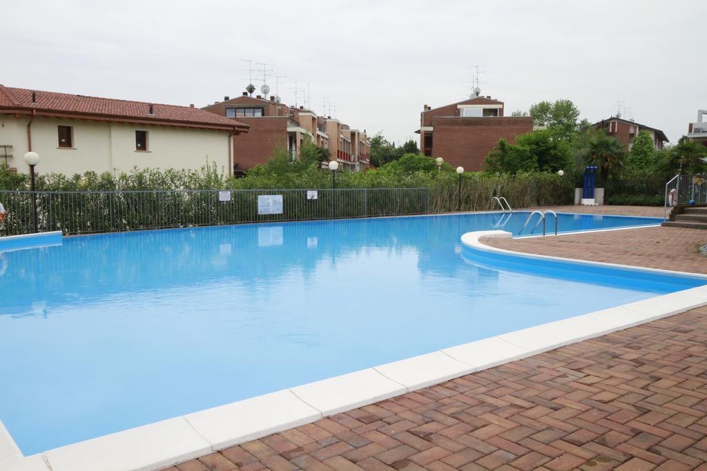 Luminoso Trilocale Con Piscina E Giardino Privato Apartment
