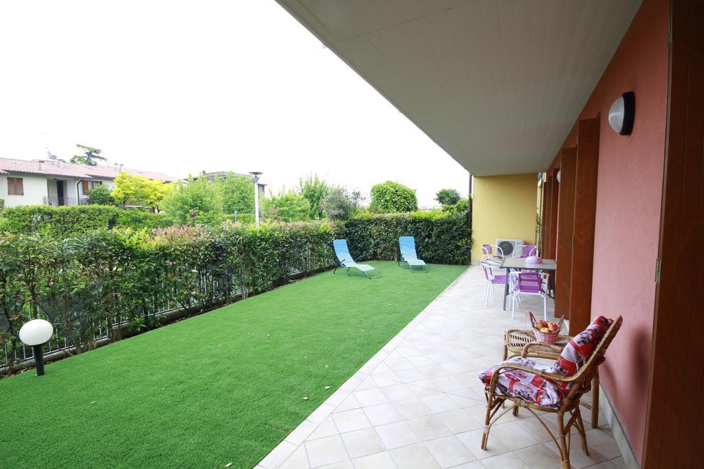 Luminoso Trilocale Con Piscina E Giardino Privato Apartment Desenzano del Garda